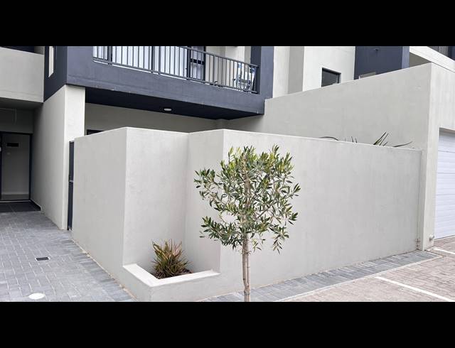 3 BEDROOM APARTMENT TO LET IN SANDOWN